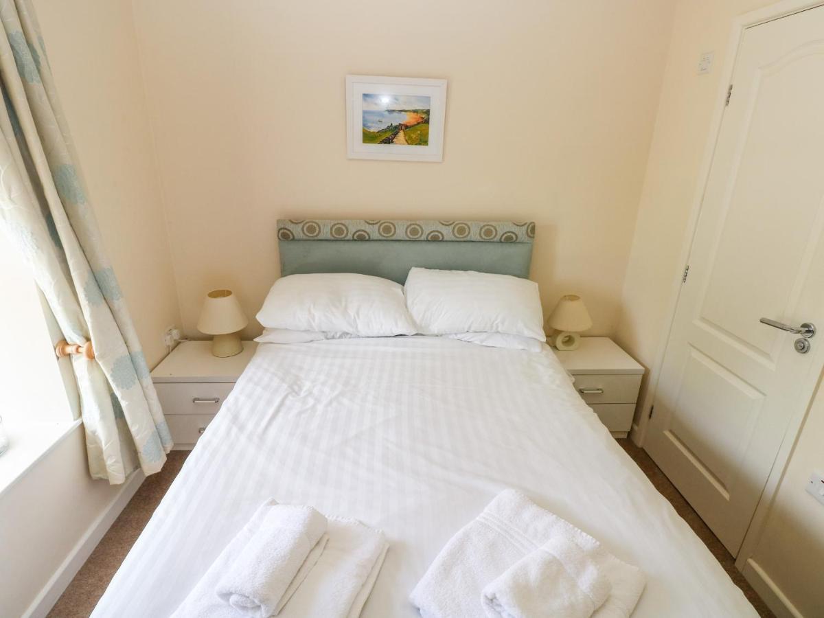 The Farm House Villa Tenby Bagian luar foto